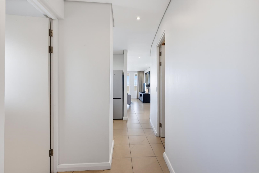 To Let 2 Bedroom Property for Rent in Lagoon Beach Western Cape